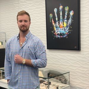 Meet your Posher, Yuri